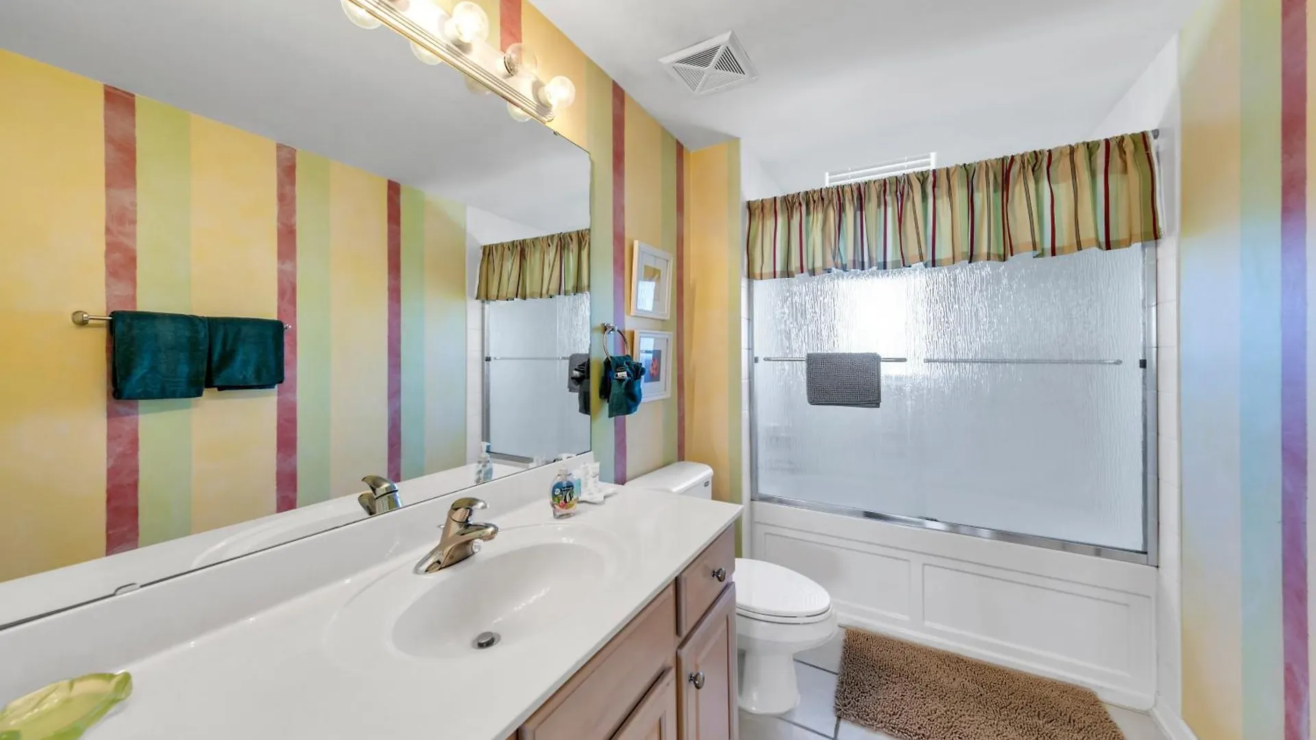 Holiday home Silver Beach Towers 1003E Gulf Front Sleeps 8 Destin United States